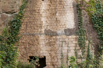Zugemauertes Portal der U-Verlagerung Zeolith im Bocketal bei Brochterbeck Zugemauertes Portal Zeolith Bocketal
