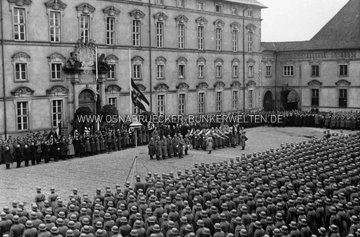 Vereidigung der Rektruten des Infanterie-Regiments 37 am 6. Januar 1936 im Schlossinnenhof. Vereidigung Infanterie-Regiment 37 Schlossinnenhof Osnabrück