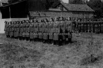 Strammstehen zum Appell beim Fluko Osnabrück, 1941 Appell beim Fluko Osnabrück
