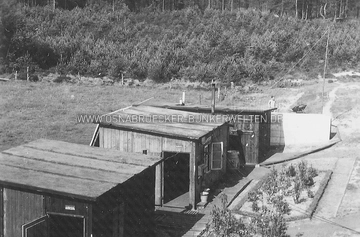 Baracken am Rande der Flak-Stellung bei Achmer, Mai 1942. Baracken am Rande der Flak-Stellung